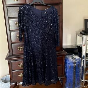 Women’s size 22 dress….formal or wedding event